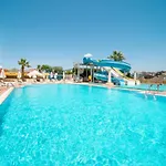 Hotel Esra And Family
