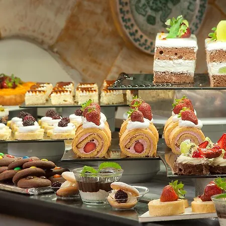 ホテル Esra And Family 3*