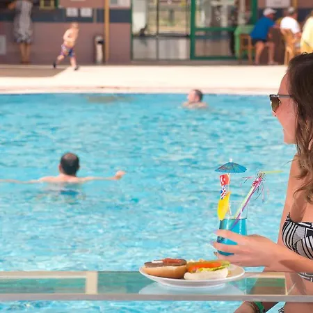 Esra And Family Hotell