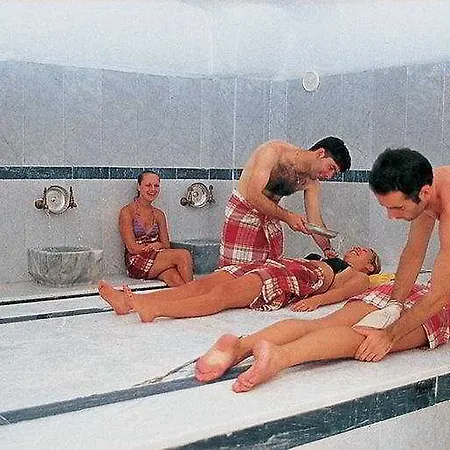 ホテル Esra And Family 3*