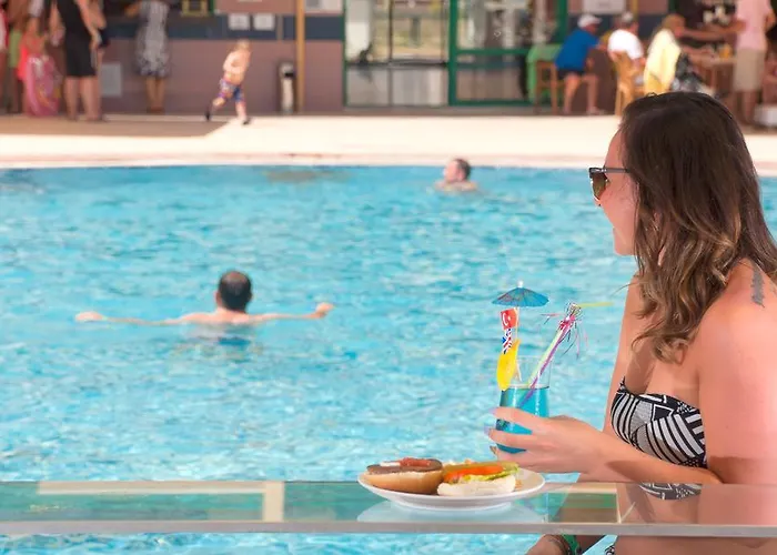 Esra And Family Otel