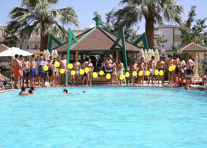 Esra And Family Didim