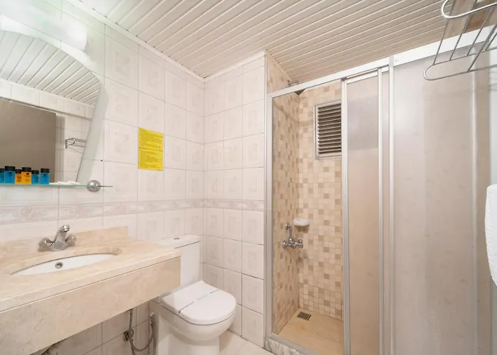 Esra And Family מלון